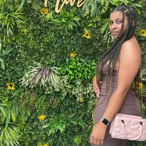 Meet your Posher, Jessica